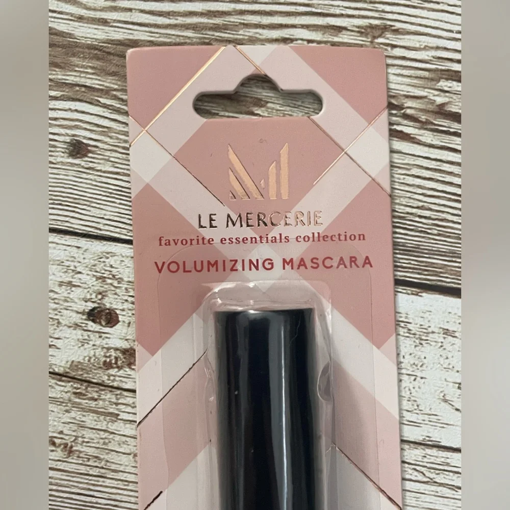 🆕 🎉 FREE WITH ANY PURCHASE Le Mercerie Volumizing Mascara Eye Lash Make Up .14oz